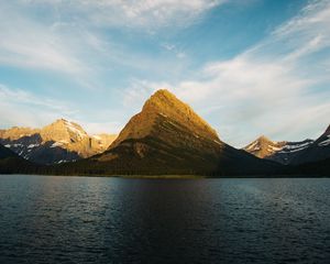 Preview wallpaper mountains, lake, current, sky, swiftcurrent lake, united states