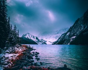 Preview wallpaper mountains, lake, fog, snow, stones, chephren lake, canada