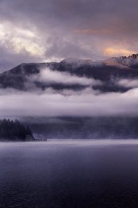 Preview wallpaper mountains, lake, fog, clouds, peaks, queenstown, new zealand