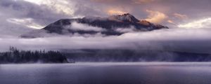 Preview wallpaper mountains, lake, fog, clouds, peaks, queenstown, new zealand