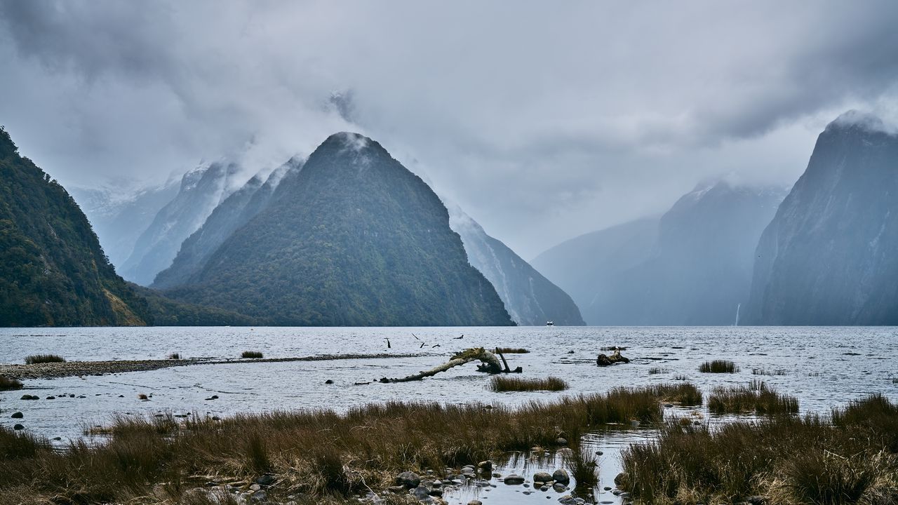 Wallpaper mountains, lake, fog, landscape hd, picture, image