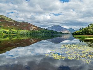 Preview wallpaper mountains, lake, forest, trees, reflection