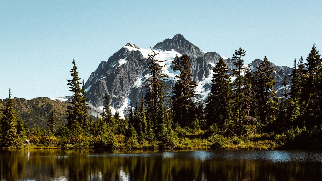 Wallpaper mountains, lake, grass, snow, snowy