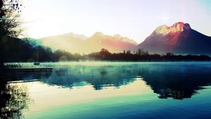 Preview wallpaper mountains, lake, haze, morning, cool, dawn, steam, boat