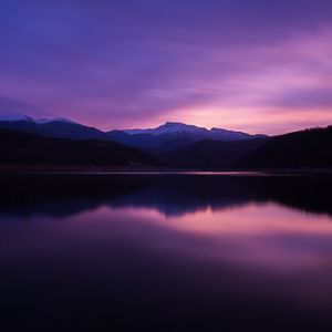 Preview wallpaper mountains, lake, night, reflection