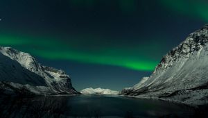 Preview wallpaper mountains, lake, northern lights, night, landscape