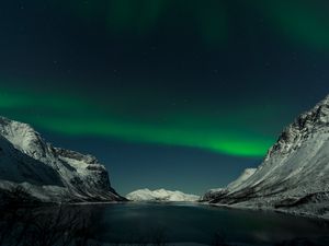 Preview wallpaper mountains, lake, northern lights, night, landscape