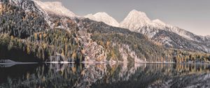 Preview wallpaper mountains, lake, reflection