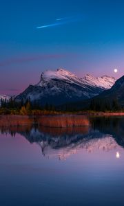 Preview wallpaper mountains, lake, reflection