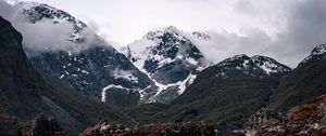 Preview wallpaper mountains, lake, reflection, rocks, clouds, snowy