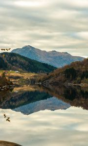 Preview wallpaper mountains, lake, reflection, forest, trees, landscape