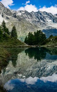 Preview wallpaper mountains, lake, reflection, trees, nature