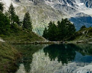 Preview wallpaper mountains, lake, reflection, trees, nature