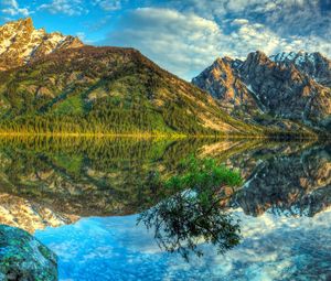 Preview wallpaper mountains, lake, reflection, mirror, clouds, brightly, sky, bush