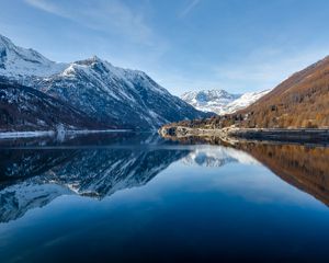 Preview wallpaper mountains, lake, reflection, landscape, spring