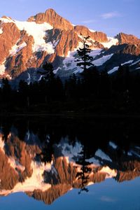 Preview wallpaper mountains, lake, shade, evening