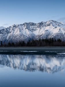 Preview wallpaper mountains, lake, shore, reflection, landscape, quiet