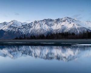 Preview wallpaper mountains, lake, shore, reflection, landscape, quiet