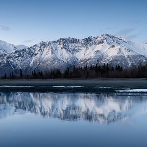 Preview wallpaper mountains, lake, shore, reflection, landscape, quiet