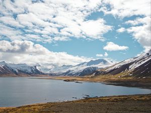 Preview wallpaper mountains, lake, snowy