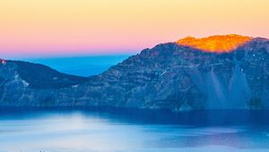 Preview wallpaper mountains, lake, sunset, horizon, crater lake national park, united states