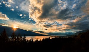 Preview wallpaper mountains, lake, sunset, horizon, clouds, trees, landscape