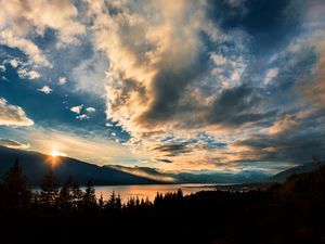Preview wallpaper mountains, lake, sunset, horizon, clouds, trees, landscape