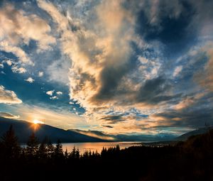 Preview wallpaper mountains, lake, sunset, horizon, clouds, trees, landscape