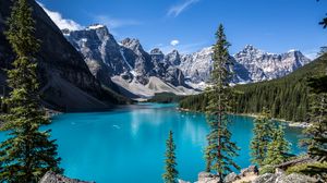 Preview wallpaper mountains, lake, trees, landscape, bright