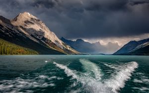 Preview wallpaper mountains, lake, waves, water, nature