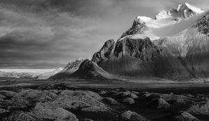 Preview wallpaper mountains, landscape, bw, hilly, gloomy