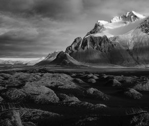 Preview wallpaper mountains, landscape, bw, hilly, gloomy