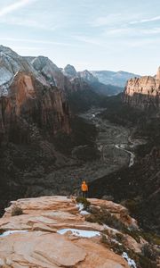 Preview wallpaper mountains, loneliness, peak, lonely, solitude, zion