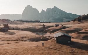 Preview wallpaper mountains, loneliness, valley, landscape