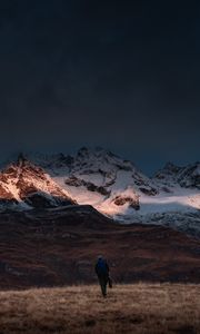 Preview wallpaper mountains, man, alone, nature, travel