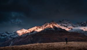 Preview wallpaper mountains, man, alone, nature, travel