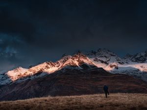 Preview wallpaper mountains, man, alone, nature, travel