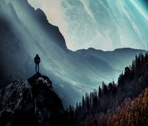 Preview wallpaper mountains, man, alone, illusion