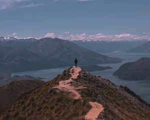 Preview wallpaper mountains, man, hill, freedom