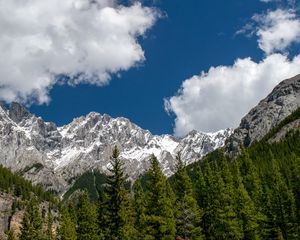 Preview wallpaper mountains, mountain range, peaks, trees, clouds