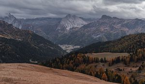 Preview wallpaper mountains, mountain range, slopes, forest, landscape