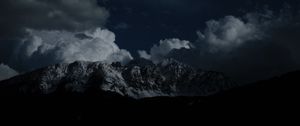 Preview wallpaper mountains, night, clouds, peaks