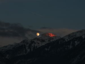 Preview wallpaper mountains, night, moon, full moon, peak