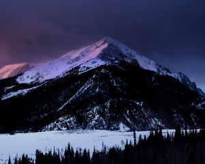 Preview wallpaper mountains, night, snow, vertex