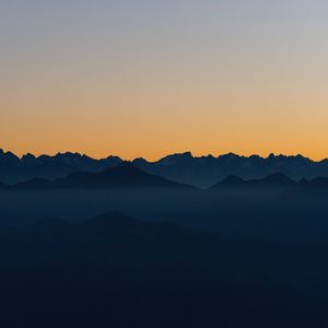 Preview wallpaper mountains, outlines, sunset, peaks, sky