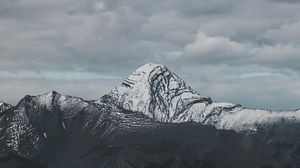 Preview wallpaper mountains, peak, clouds, shadow, landscape