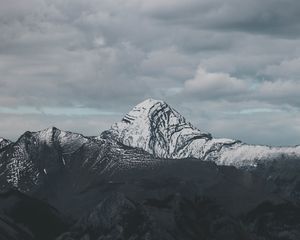 Preview wallpaper mountains, peak, clouds, shadow, landscape