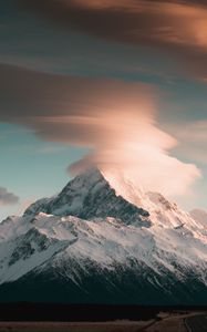 Preview wallpaper mountains, peak, clouds, snowy, landscape