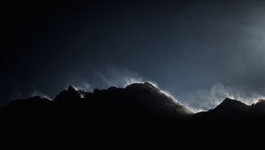 Preview wallpaper mountains, peak, fog, enveloping, dark, shadow
