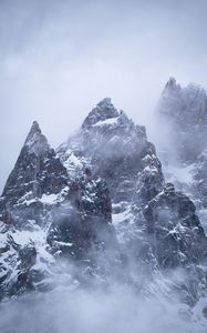 Preview wallpaper mountains, peak, rocks, snow, clouds